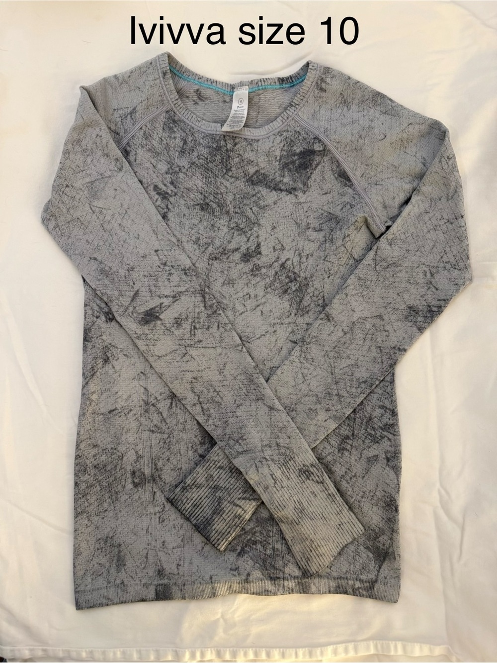 Ivivva Girls' Heathered Gray Long Sleeve Active Top
